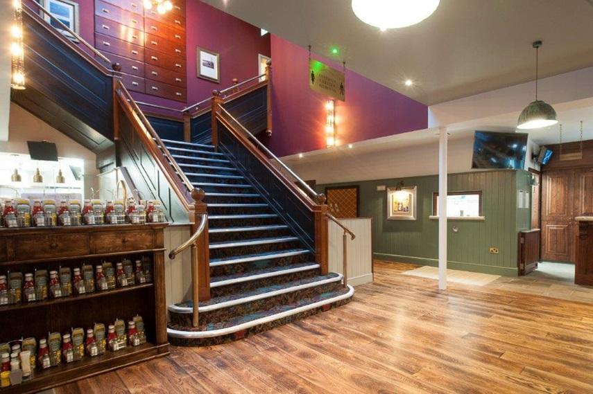 The Bottle Kiln Wetherspoon 호텔 하위치 외부 사진